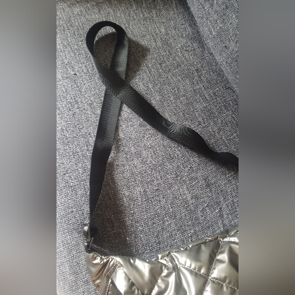 Fanny Pack Shoulder Bag - Picture 4 of 4